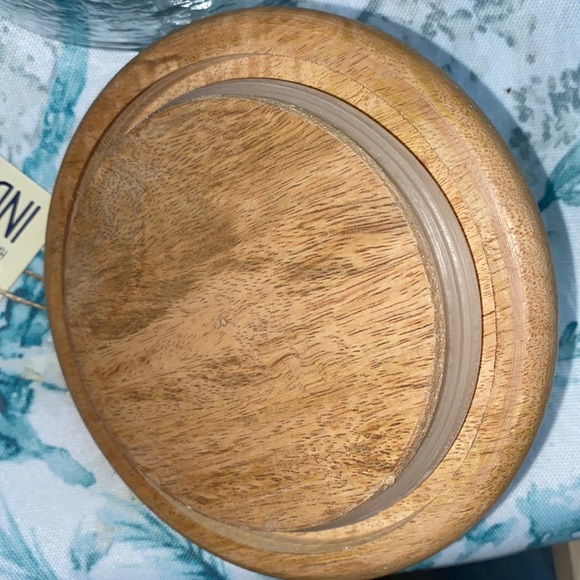 Glass Canister Jar with wood top & metal birds in gold & silver - Picture 4 of 5